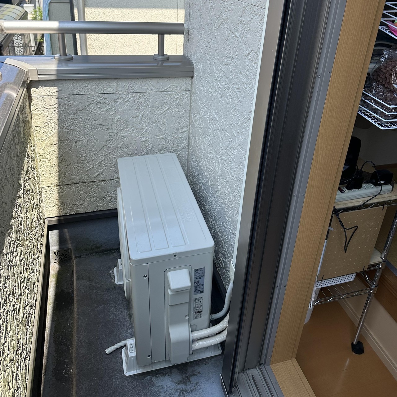 寝室のエアコン取り付け