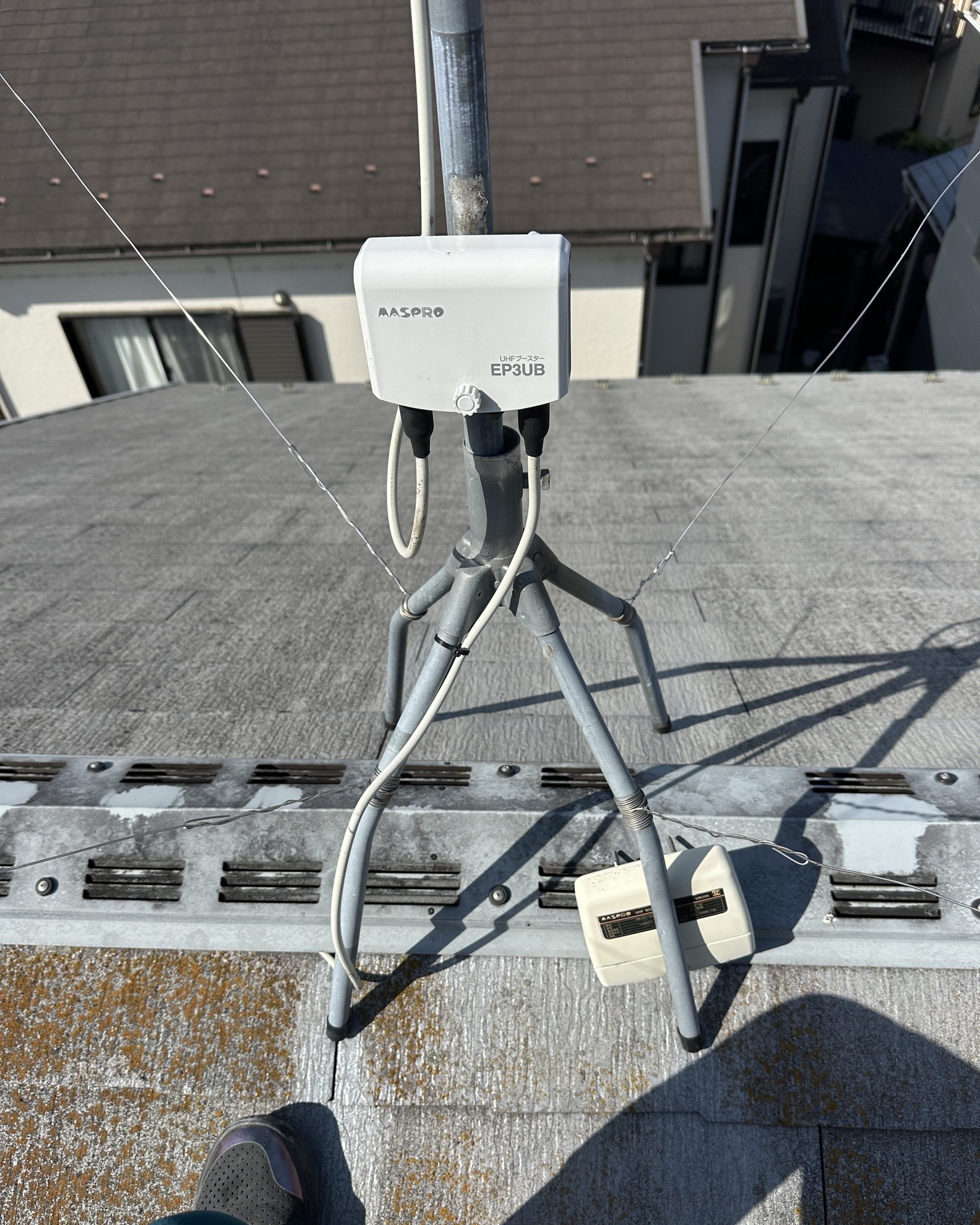 アンテナのUHFブースター交換