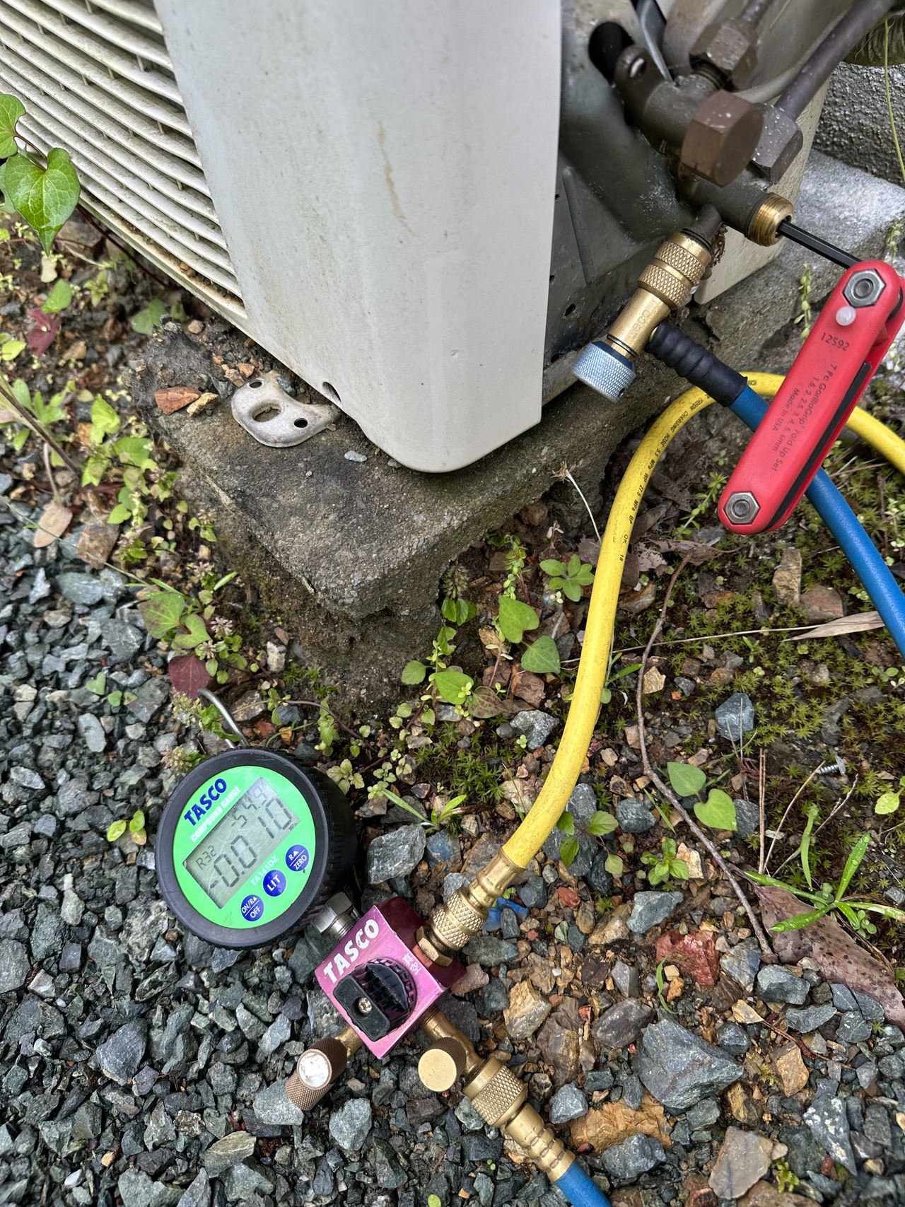 寝室​のエアコン取り付け