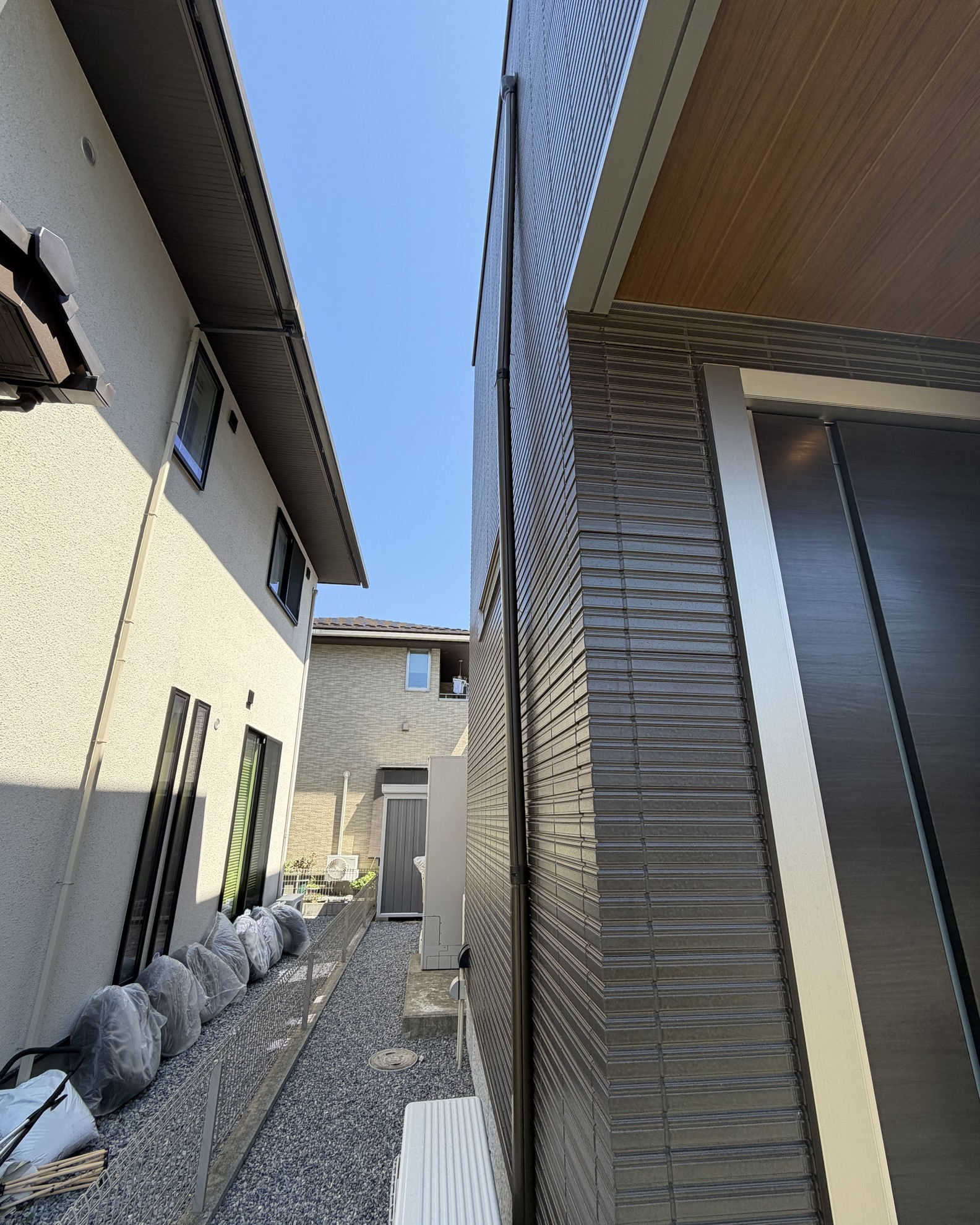 積水ハウスのベール版外壁の屋外化粧カバーの手直し