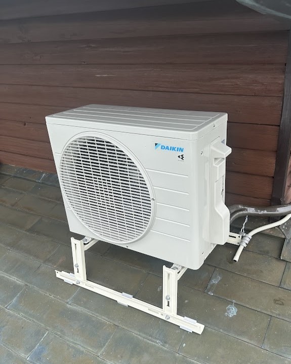 大津市｜谷口工務店の御新築のエアコン5台取り付け